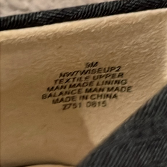 Nine West Wise Up Fabric Pump - Picture 6 of 9